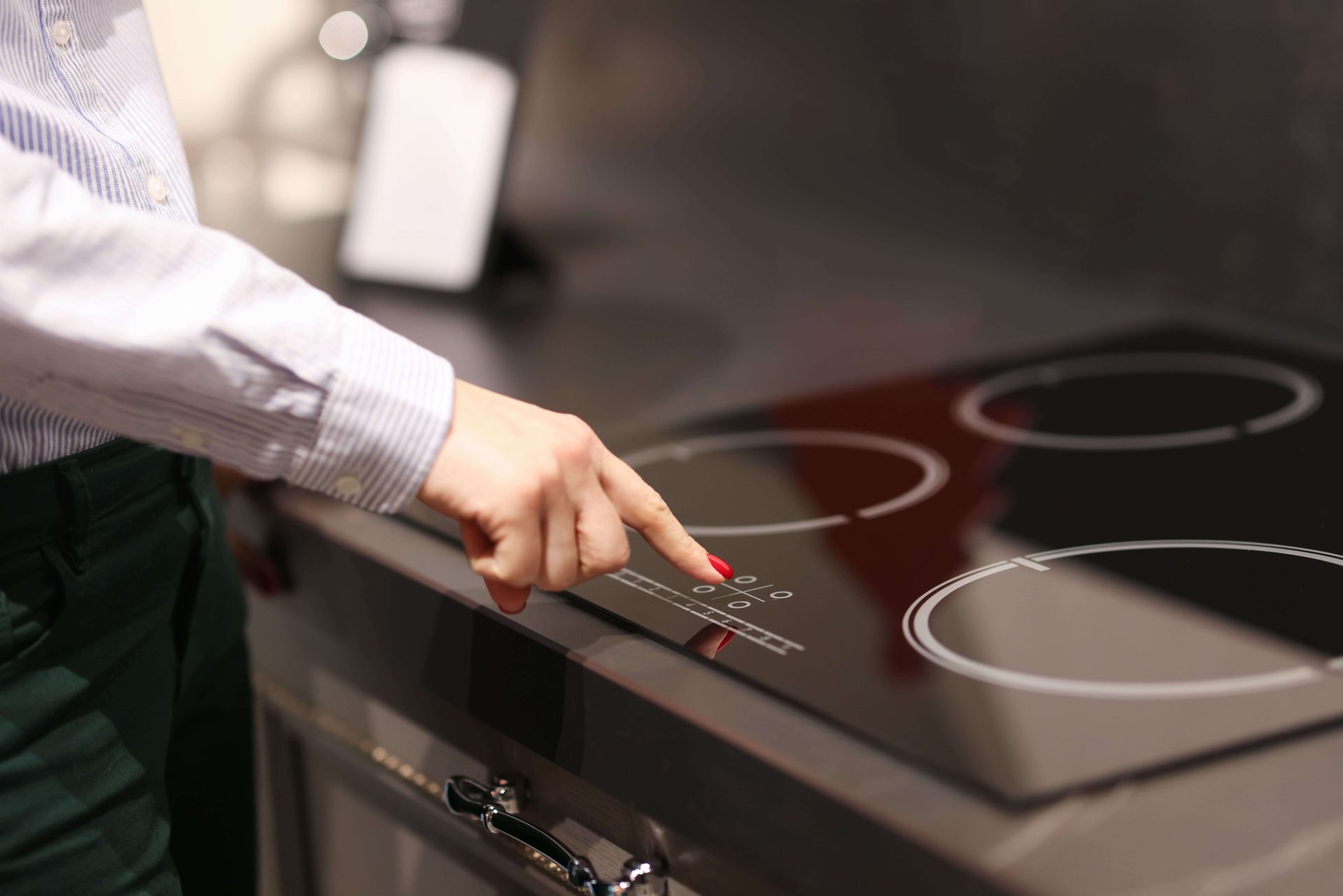 Comment allumer une plaque de cuisson ?